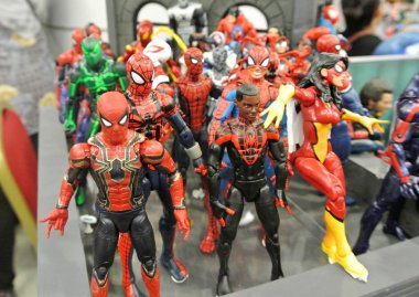 Kuala Lumpur, Malezya-31 Mart 2018: seçili Marvel çizgi eylem rakam çağrı Spider-man duruldu. Avengers takım biriydi. Aksiyon figürleri toplayıcı tarafından biraraya. 