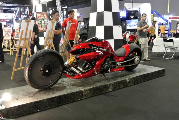 Kuala Lumpur Malaysia November 2018 Custom Made Motorcycle Display Modelo — Fotografia de Stock