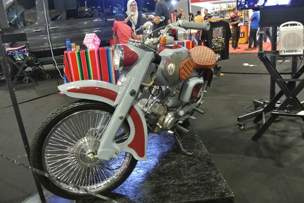 Kuala Lumpur Malaysia November 2018 Custom Made Motorcycle Display Modelo — Fotografia de Stock