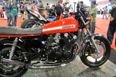 Kuala Lumpur, Malezya-26 Kasım 2018: özel motosiklet görüntülemek yaptı. Model eski bir ticari motosiklet üzerinde temel alır. Yaratıcı yeni kavram ve tema sahibine değiştiren.  