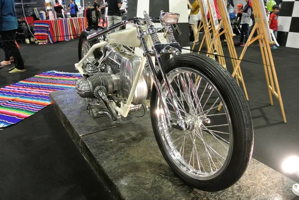 Kuala Lumpur Malaysia November 2018 Custom Made Motorcycle Display Modelo — Fotografia de Stock