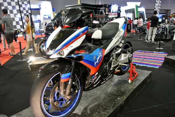 马来西亚吉隆坡 2018年11月26日 定制摩托车显示屏 该模型是基于一辆旧的商用摩托车 业主对新概念和新主题的修改 — 图库照片