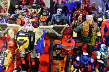 Kuala Lumpur, Malezya-6 Ekim 2018: seçilen çeşitli ünlü karakteri eylem rakam maketi popüler televizyon çizgi film ve animasyon serisi üzerinde duruldu. Halk için görüntülenen. 