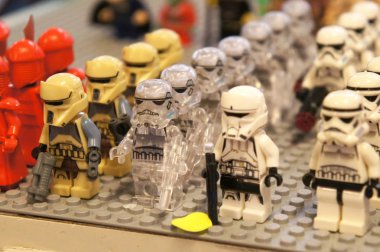 Kuala Lumpur, Malezya-9 Aralık 2018: Seçili plastikten yapılmış küçük Star Wars Fırtına takımı ordusunun duruldu. Halk için toplayıcı tarafından görüntülemek. 
