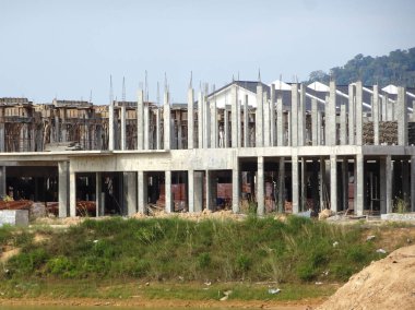 Kuala Lumpur, Malezya -29 Mart 2019: Malezya'da yapım aşamasında olan çift katlı lüks teras evi. Modern ve çağdaş bir tarza sahip bir mimar tarafından tasarlanmıştır. Konvansiyonel inşaat yöntemi kullanılmıştır. 