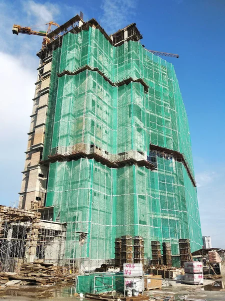 Kuala Lumpur Malezja Lipca 2018 Siatka Bezpieczeństwa Jest Instalowana Wieżowej — Zdjęcie stockowe