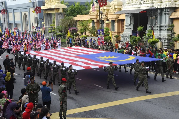 Kuala Lumpur Malajsie Srpna 2018 Malajsijský Vlajkovou Průvod Malajského Občana — Stock fotografie