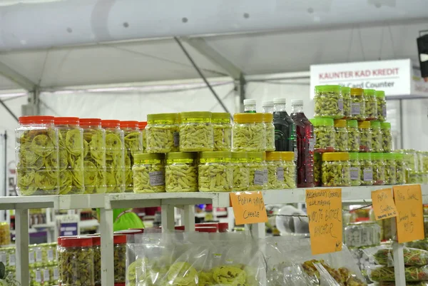 Kuala Lumpur Malaysia April 1St 2018 Biscuits Sold Transparent Containers — Stock Photo, Image