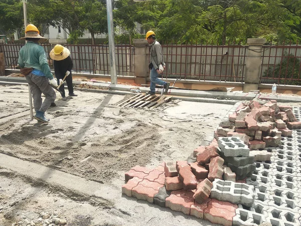 Kuala Lumpur Malezja Listopada 2017 Betonowe Brukarze Przygotowanie Prace Instalacyjne — Zdjęcie stockowe