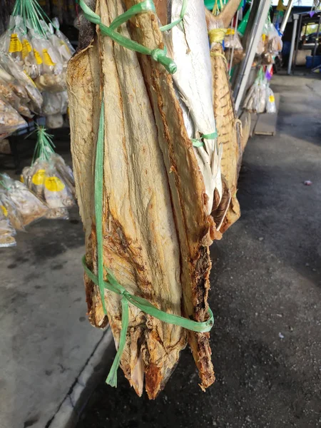 Mersing Malaysia June 2019 Salted Dried Fish Hung Seller Shop — стоковое фото
