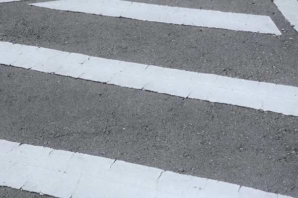 Road Line Markering Gemaakt Van Wit Thermoplastisch Materiaal — Stockfoto