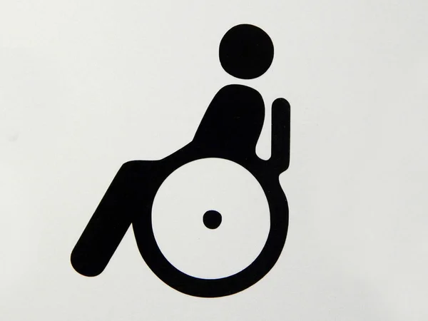 Handicap Bewegwijzering Met Een Persoon Rolstoel Afbeelding — Stockfoto