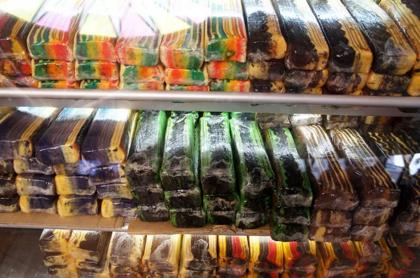 Kuala Lumpur Malasia Julio 2019 Una Variedad Pasteles Decorativos Colocan —  Fotos de Stock