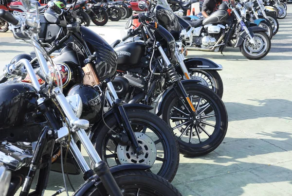 Kuala Lumpur Malaysia Dezembro 2017 Vários Modelo Harley Davidson Estacionamento — Fotografia de Stock