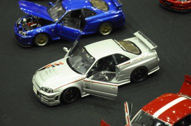 Kuala Lumpur, Malezya - 30 Mart 2018: Koleksiyoncu tarafından halk için görüntülenen küçük ölçekli tramvay modelleri. Model, özgün varolan modele göre oluşturulmuş. 