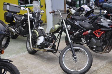 Kuala Lumpur, Malezya-25 Eylül 2016: özel motosiklet. Eski motosiklet modeli kendi tutku ve yaratıcılığın yerine getirmek için Tasarımcısı tarafından özelleştirilmiş. 