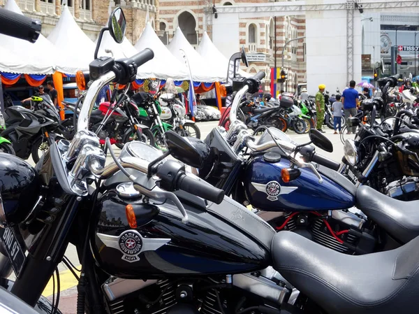 クアラルンプール マレーシア 月24 2018 美しいアメリカのハーレーダビッドソンのオートバイ 所有者によって創造的にカスタマイズ — ストック写真