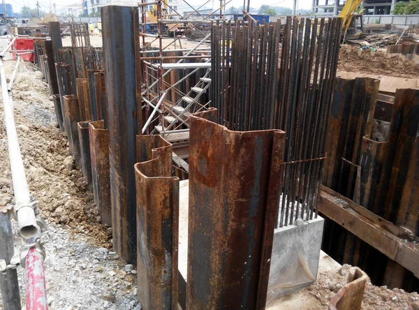 Kuala Lumpur Malaysia March 2017 Temporary Sheet Pile Cofferdam Retaining — стоковое фото