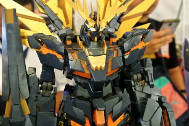 Kuala Lumpur, Malezya - 31 Mart 2018: Mobil Takım Elbiseli Gundam oyuncağı model ve oyuncaklara odaklandı. Gunpla & Bandai 'nin kurgusal Gundam evreninin karakterleri.