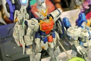 Kuala Lumpur, Malezya - 31 Mart 2018: Mobil Takım Elbiseli Gundam oyuncağı model ve oyuncaklara odaklandı. Gunpla & Bandai 'nin kurgusal Gundam evreninin karakterleri.