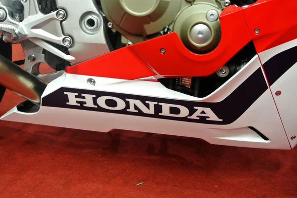 Kuala Lumpur Malezya Mart 2018 Motosiklet Gövdesinde Honda Motosiklet Markası — Stok fotoğraf