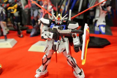 Kuala Lumpur, Malezya - 31 Mart 2018: Mobil Takım Elbiseli Gundam oyuncağı model ve oyuncaklara odaklandı. Gunpla & Bandai 'nin kurgusal Gundam evreninin karakterleri.