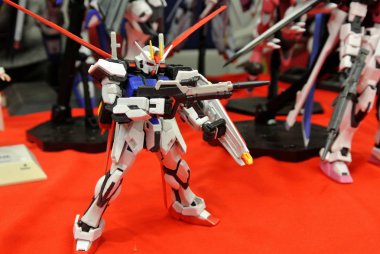 Kuala Lumpur, Malezya - 31 Mart 2018: Mobil Takım Elbiseli Gundam oyuncağı model ve oyuncaklara odaklandı. Gunpla & Bandai 'nin kurgusal Gundam evreninin karakterleri.