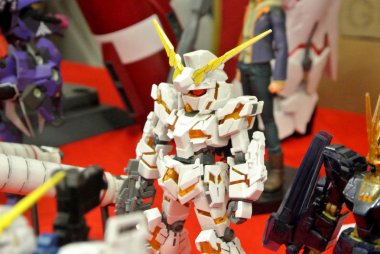 Kuala Lumpur, Malezya - 31 Mart 2018: Mobil Takım Elbiseli Gundam oyuncağı model ve oyuncaklara odaklandı. Gunpla & Bandai 'nin kurgusal Gundam evreninin karakterleri.