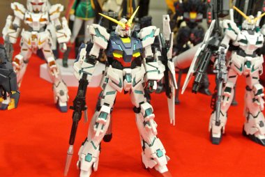 Kuala Lumpur, Malezya - 31 Mart 2018: Mobil Takım Elbiseli Gundam oyuncağı model ve oyuncaklara odaklandı. Gunpla & Bandai 'nin kurgusal Gundam evreninin karakterleri.