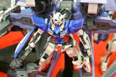Kuala Lumpur, Malezya - 31 Mart 2018: Mobil Takım Elbiseli Gundam oyuncağı model ve oyuncaklara odaklandı. Gunpla & Bandai 'nin kurgusal Gundam evreninin karakterleri.
