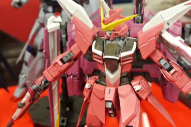 Kuala Lumpur, Malezya - 31 Mart 2018: Mobil Takım Elbiseli Gundam oyuncağı model ve oyuncaklara odaklandı. Gunpla & Bandai 'nin kurgusal Gundam evreninin karakterleri.