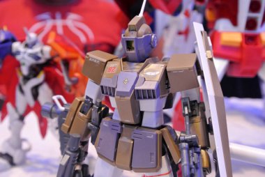 Kuala Lumpur, Malezya - 31 Mart 2018: Mobil Takım Elbiseli Gundam oyuncağı model ve oyuncaklara odaklandı. Gunpla & Bandai 'nin kurgusal Gundam evreninin karakterleri.