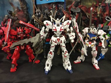 Kuala Lumpur, Malezya - 31 Mart 2018: Mobil Takım Elbiseli Gundam oyuncağı model ve oyuncaklara odaklandı. Gunpla & Bandai 'nin kurgusal Gundam evreninin karakterleri.