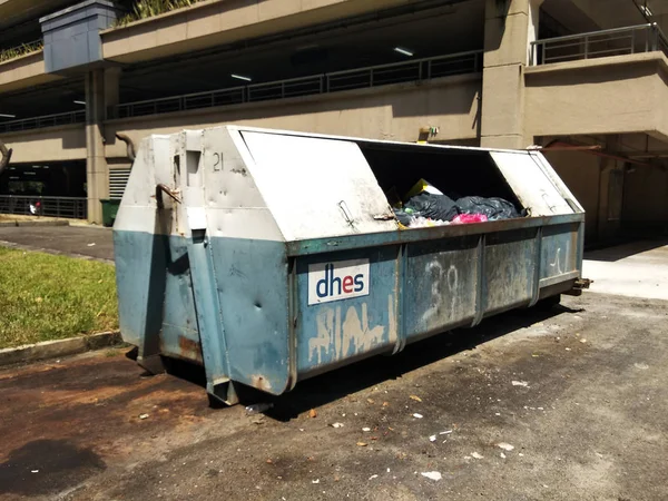 Kuala Lumpur Malajsie Ledna 2017 Obrovský Odpadkový Koš Používaný Sběru — Stock fotografie