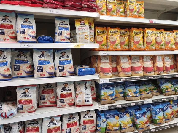 Kuala Lumpur Malasia Septiembre 2019 Alimentos Cereales Envasados Caja Papel —  Fotos de Stock