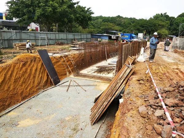 Seremban Malasia Marzo 2020 Trabajadores Construcción Que Fabrican Barras Refuerzo — Foto de Stock