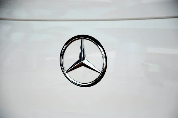 Kuala Lumpur Malaisie Novembre 2017 Emblème Logo Marque Mercedes Benz — Photo