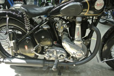 KUALA LUMPUR, MALAYSIA - 29 Temmuz 2017: Kapandı ve büyük bir motora odaklandı. Büyük motor ve son teknoloji motosiklet için yüksek kapasiteli beygir gücü üretti..  