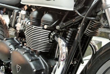 KUALA LUMPUR, MALAYSIA - 29 Temmuz 2017: Kapandı ve büyük bir motora odaklandı. Büyük motor ve son teknoloji motosiklet için yüksek kapasiteli beygir gücü üretti..  