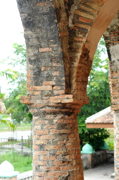 Pattani Tailandia Julio 2014 Mezquita Histórica Kru Hecha Ladrillos Con — Foto de Stock