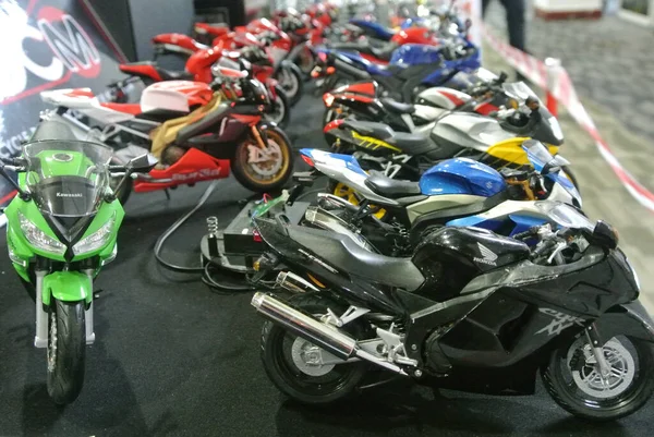 Kuala Lumpur Malaysia Július 2016 Miniatűr Sport Motorkerékpár Modellek Asztalon — Stock Fotó