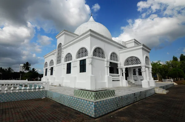 Kelantan Malaysia March 2014 Brunei Darussalam Mosque Kelantan Malaysia 一座用伊斯兰建筑元素建造的古老清真寺和小清真寺 — 图库照片
