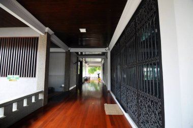 KELANTAN, MALAYSIA - 30 Mart 2014: Bunut Payung Camii. İslami geometri ve İslami mimari unsurlardan etkilenmiş yerel mimari tarzına sahip yeni cami inşası.  