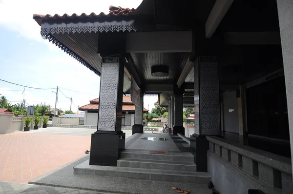 Kelantan Malaysia March 2014 Bunut Payung Mosque 受伊斯兰几何和伊斯兰建筑元素影响的地方建筑风格新清真寺的建造 — 图库照片