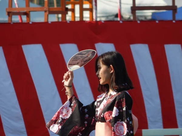 Selangor Malasia Julio 2017 Adolescentes Japoneses Vistiendo Yukata Tela Tradicional — Foto de Stock