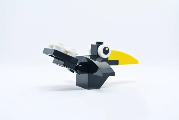 Shape Crow Made Colourful Plastic Toy Blocks — Stock Photo, Image