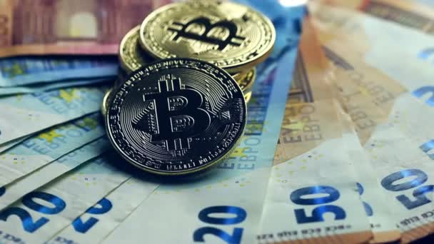 Криптовалюта Биткойн Монеты Фоне Евро — стоковое видео
