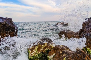 Ukrayna Odesa günbatımı sırasında deniz manzarası