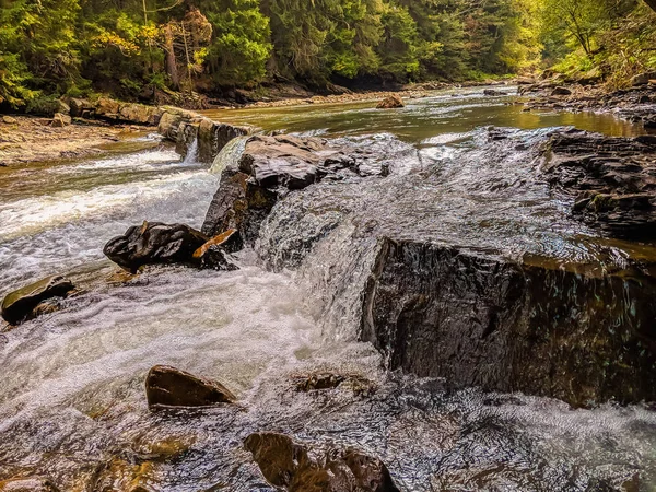 Small Waterfall Ukrainian Carpathian Mountains — Stock Photo, Image