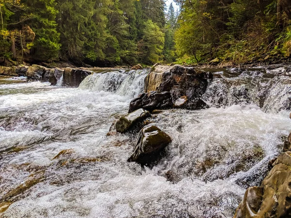 Small Waterfall Ukrainian Carpathian Mountains — Stock Photo, Image